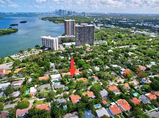 866 NE 72nd St, Miami, FL 33138