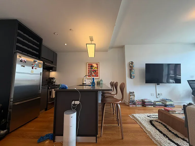 1040 Dean St #214 — Photo 2