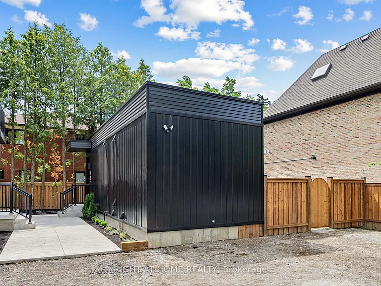 1416 Islington Ave #GS — Photo 20