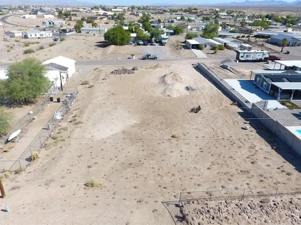 2413 E Gosiute Rd, Fort Mohave, AZ 86426