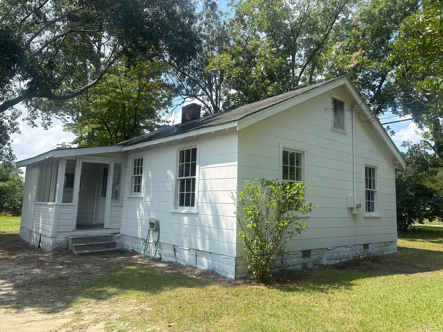 2 bed, 832 sqft, $1,100 — Photo 2