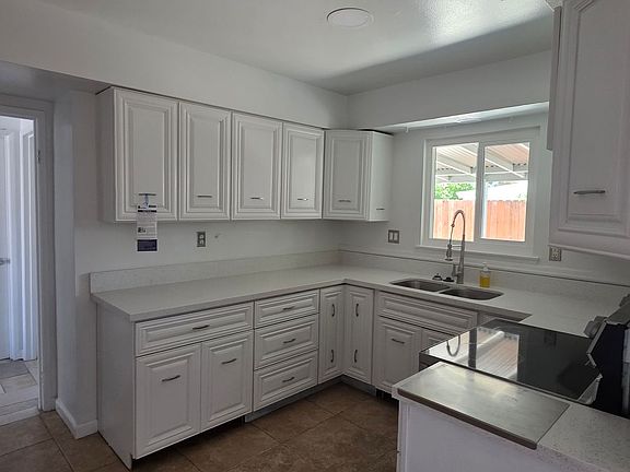 5th image of 26111 Doverwood Pl