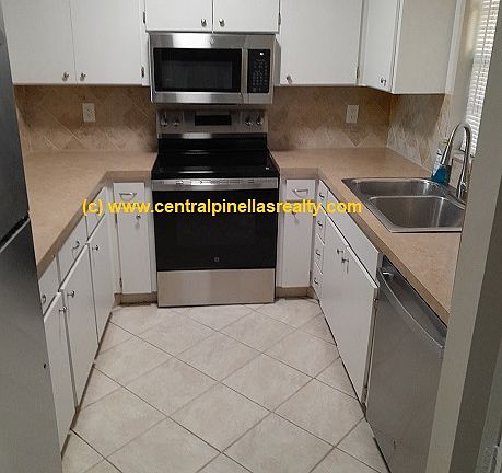 4th image of 2400 Winding Creek Blvd APT 12-101