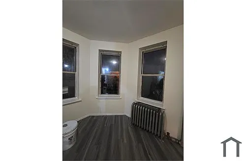 10 Mooney Pl #1NF Photo 1