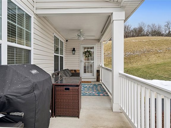 3rd image of 336 Saddlebrook Rd