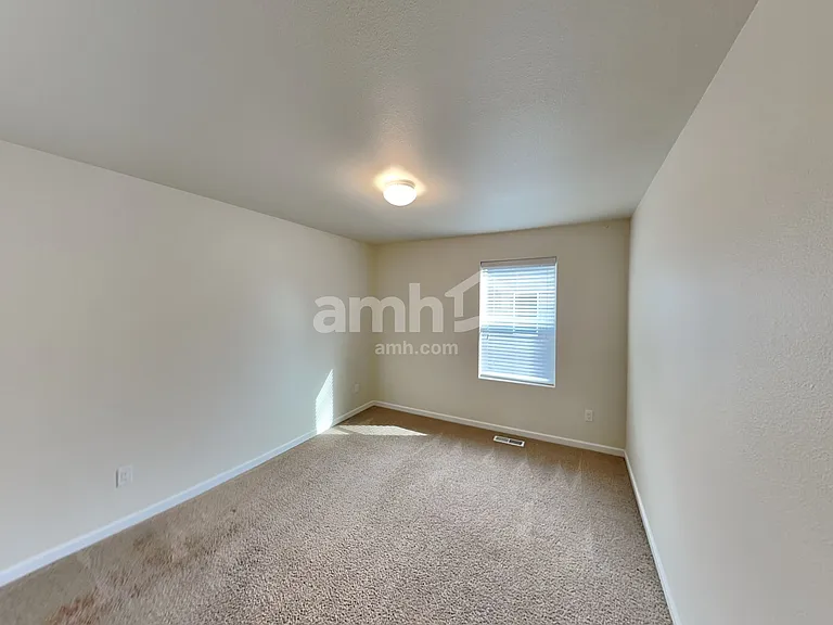 414 Gorge Ct — Photo 15