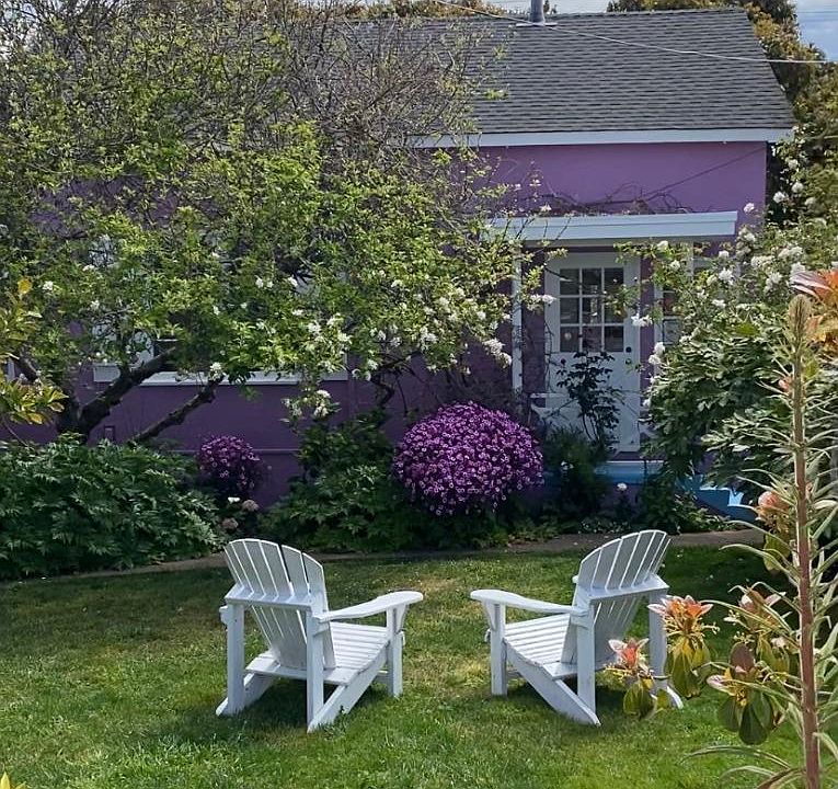 1st image of 745 Kelly Ave