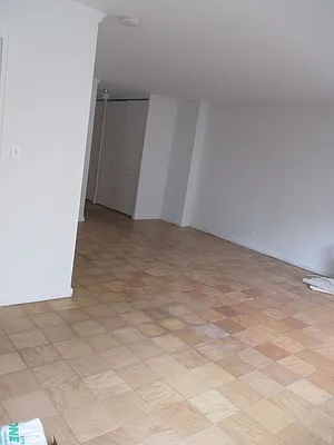 Rented by Carlyle Property Management | media 12