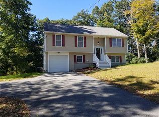 15 Parent Hill Rd, Moosup, CT 06354