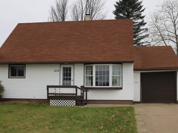 315 Fairfax Rd, Hoyt Lakes, MN 55750