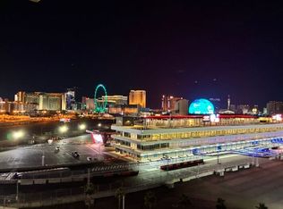 205 E Harmon Ave APT 1010, Paradise, NV 89169
