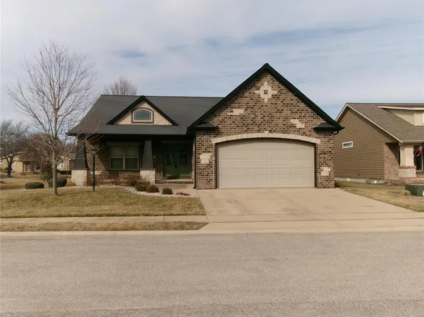 7520 Clarence Ct, Glen Carbon, IL 62034