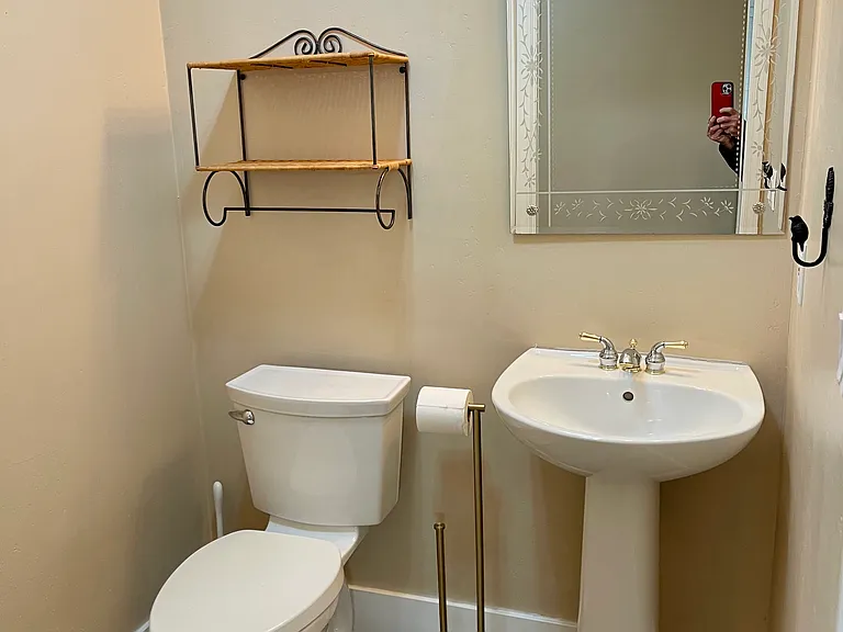 858 Evergreen Ln — Photo 20