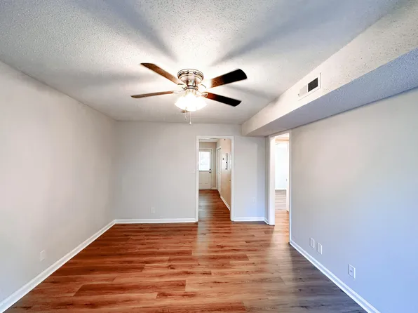 470 Martha Ln, Clarksville, TN