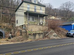 1213 Island Ave, Mc Kees Rocks, PA 15136