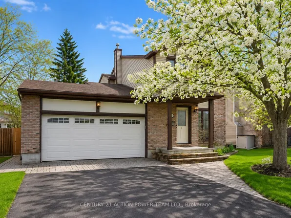 1729 Bottriell Way, Ottawa, ON K4A 1N5