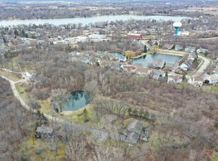 18238 W Gages Lake Rd, Grayslake, IL 60030