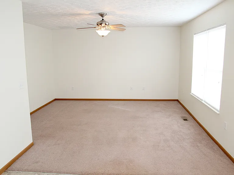 109 Brookside Dr — Photo 6