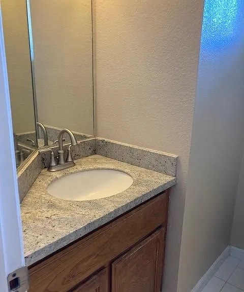 1560 Mission Springs Cir — Photo 19