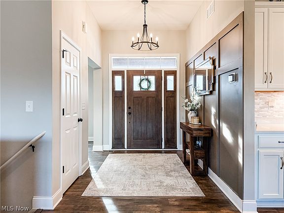 5th image of 280 Asher Ln