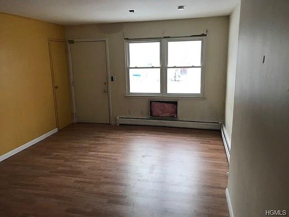5th image of 20 Main St APT 28