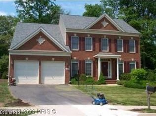 7820 Gambrill Woods Way, Springfield, VA 22153