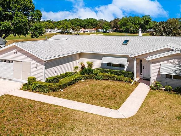 3rd image of 9813 SE 175th Ln
