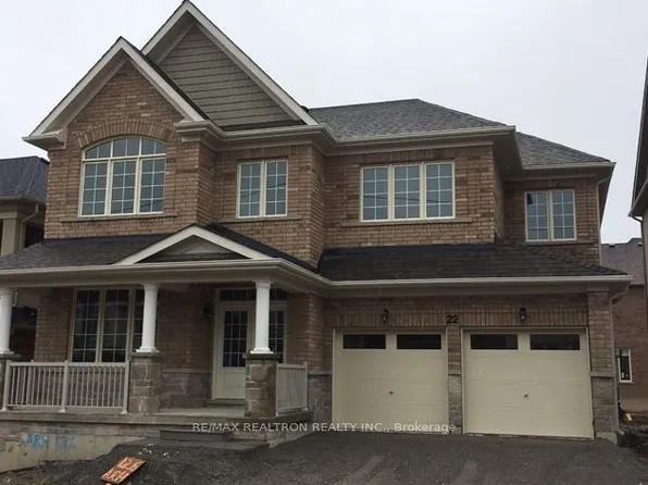 22 Clifford Fairbarn Dr, East Gwillimbury, ON L9N 0S1