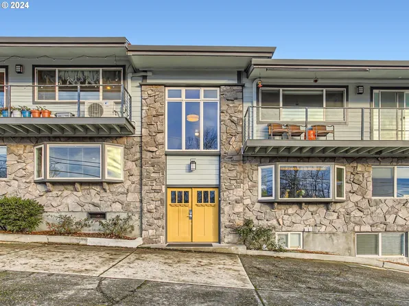 5715 NE Sacramento St Unit 4, Portland, OR 97213