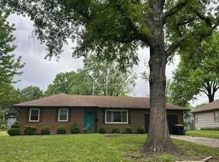 11162 Walnut St, Kansas City, MO 64114