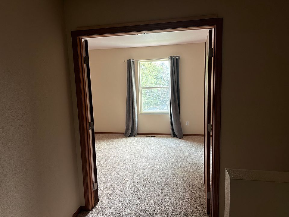 1st image of 18116 E Knox Ave