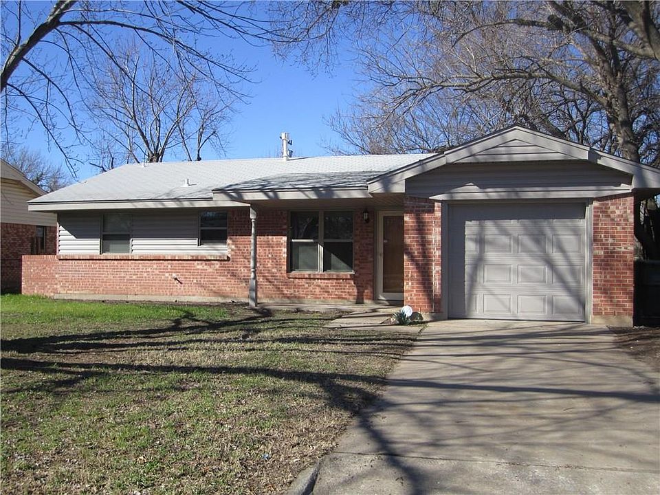 1st image of 306 Thompson Dr