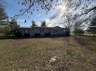 4505 E Brougue Rd, Waltonville, IL 62883