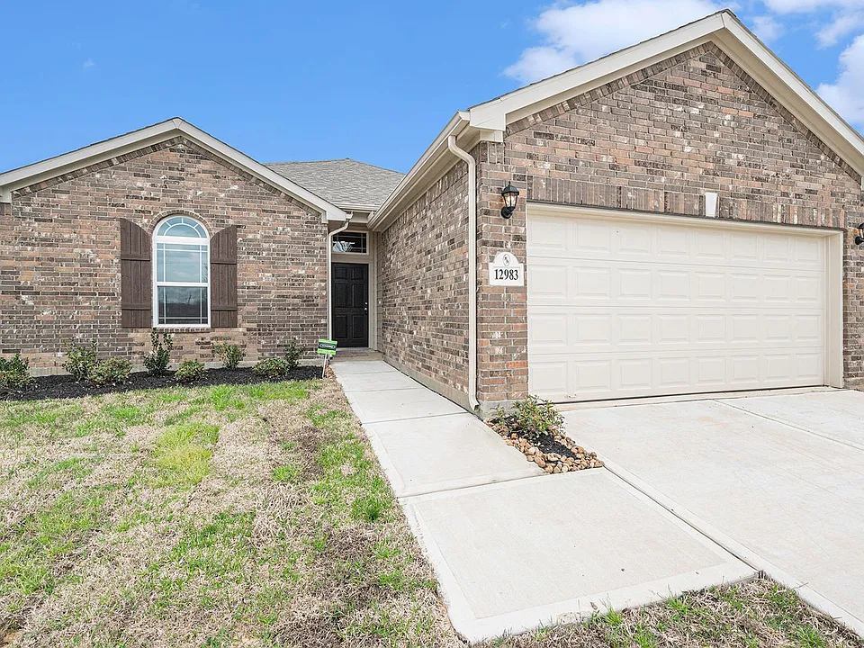 12983 Skyline Dr