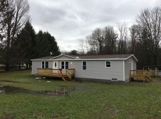 164 Kibbie Lake Rd, Constantia, NY 13044