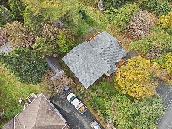 4th image of 26 Shoal Bay Road