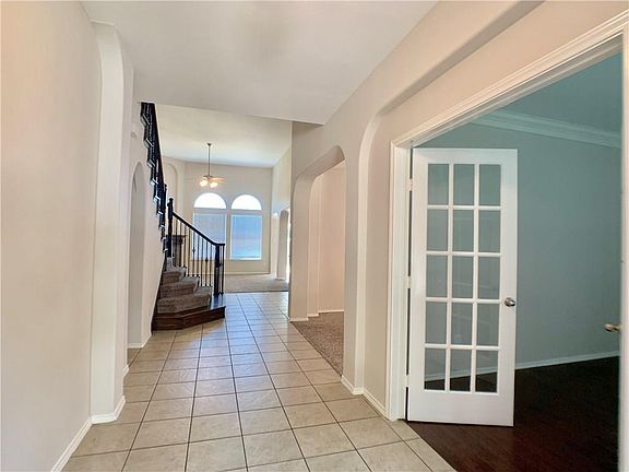 4th image of 9105 Garden Grove Dr