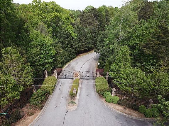 3rd image of 8415 Lyonesse Dr Lot 2