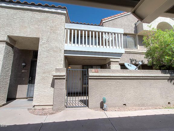2nd image of 1905 E UNIVERSITY Drive #167