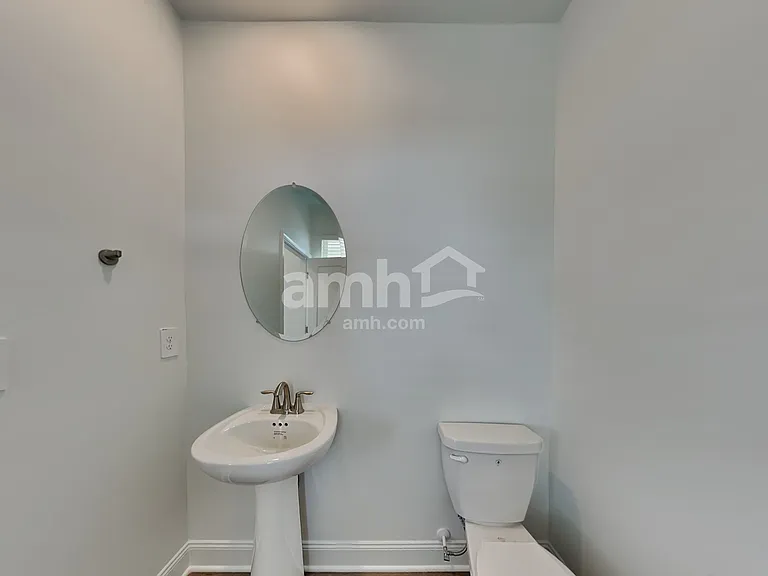 330 Golucke Way — Photo 7