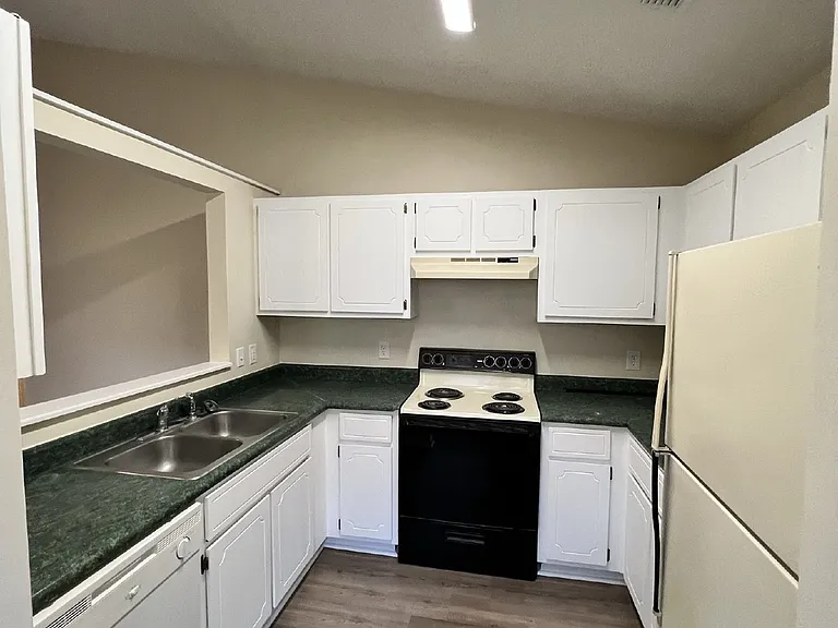 904A Brett Dr — Photo 8