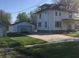 205 Clark St, Dysart, IA 52224