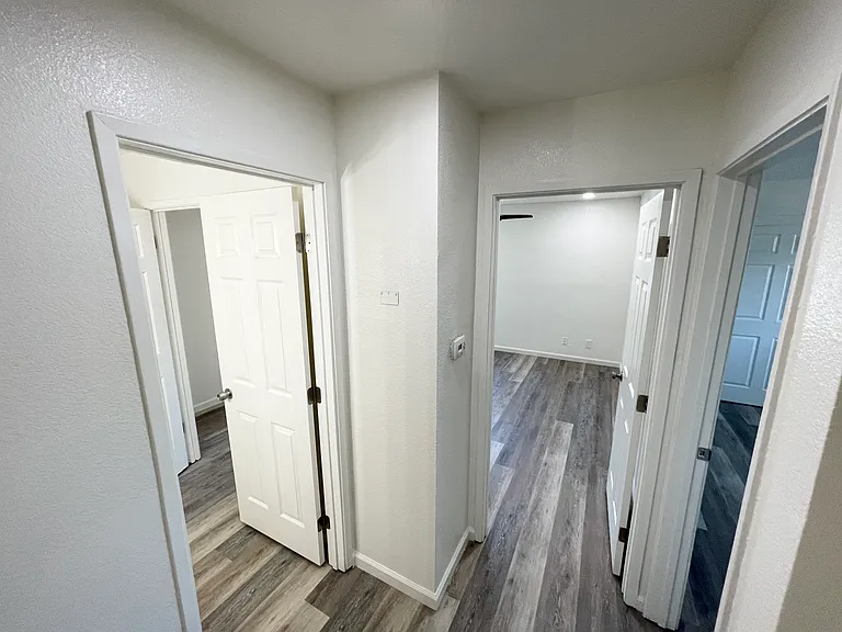 2144 Hickory Way #C — Photo 21
