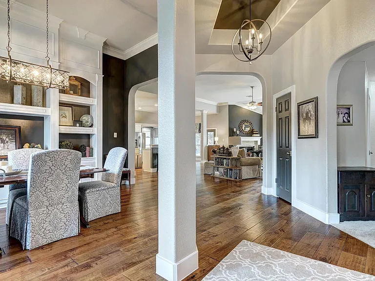 2639 Henley Dr — Photo 7