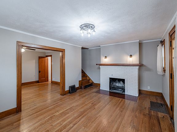 3rd image of 309-311 N 50th St