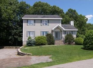 23 Raffaele Dr, Waltham, MA 02452
