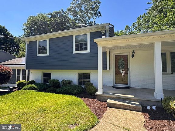 3rd image of 90 Avondale Cir