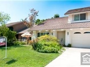 25201 York Cir, Laguna Hills, CA 92653