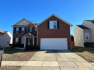 11019 Woods Corner Ct, Charlotte, NC 28277