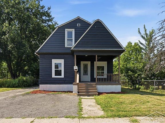 2nd image of 719 N Oakley St
